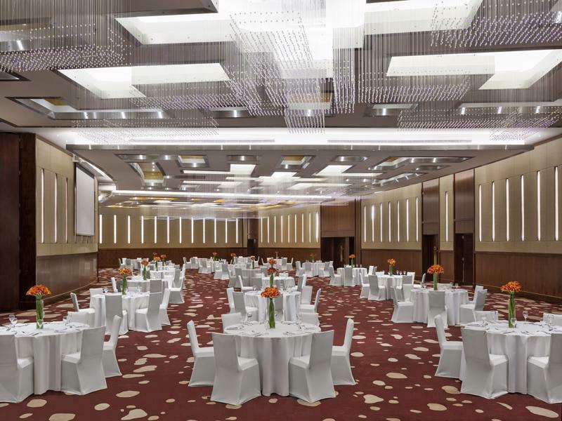 Millennium Hail Hotel מראה חיצוני תמונה The Grand Ballroom