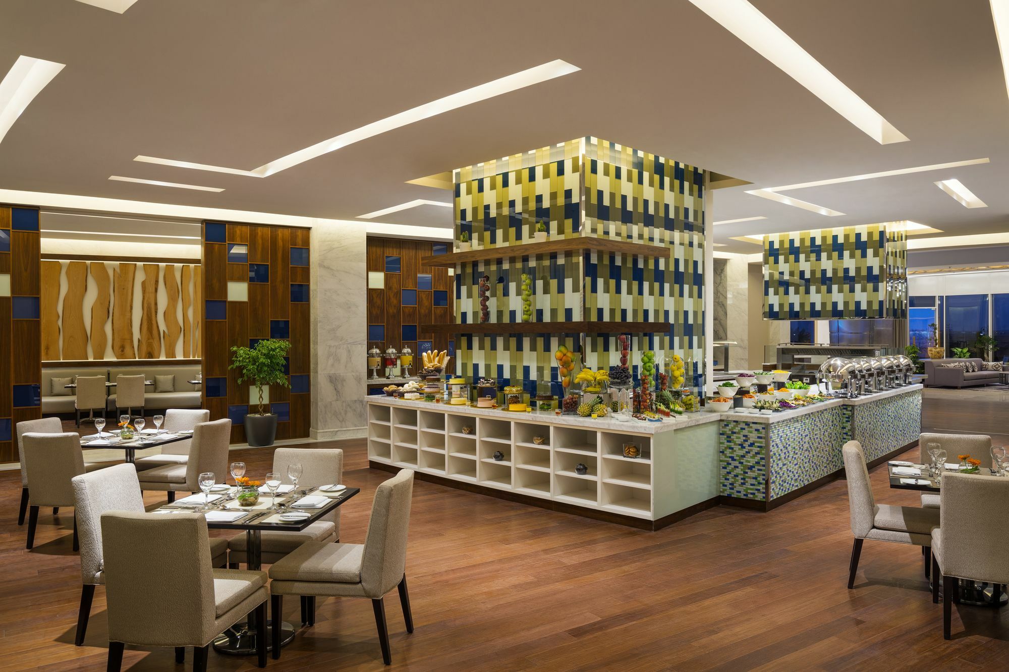 Millennium Hail Hotel מראה חיצוני תמונה The restaurant